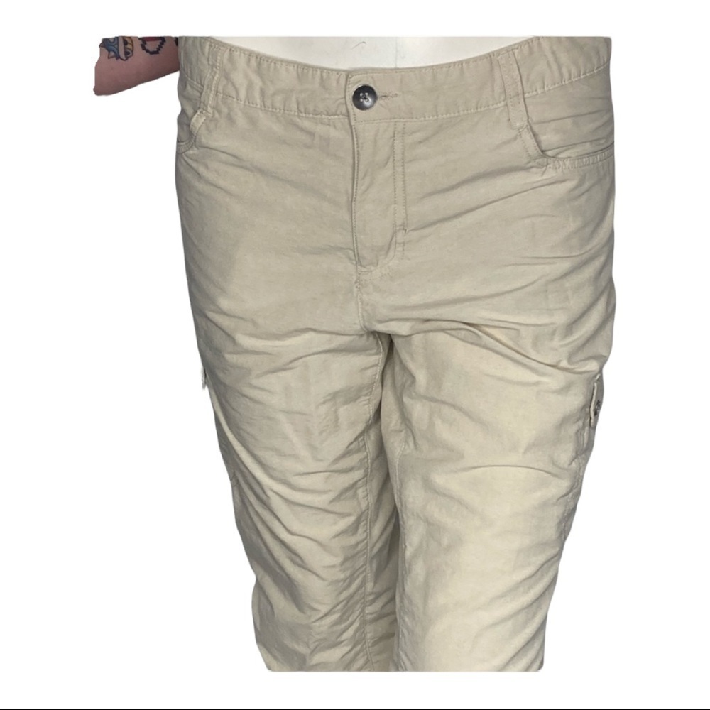 Woolrich Cargo  khaki capris Sz 10